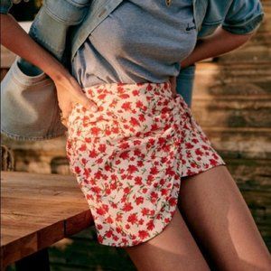 **SOLD** Sezane Pacome Skirt in Coral Flowers 34